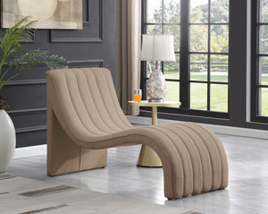 Favor Chaise