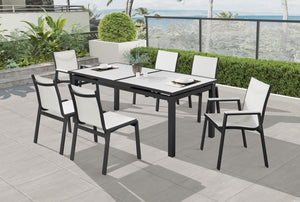 Reign Outdoor Patio Extendable Dining Table