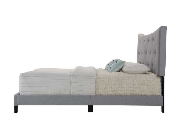REIGN QUEEN BED