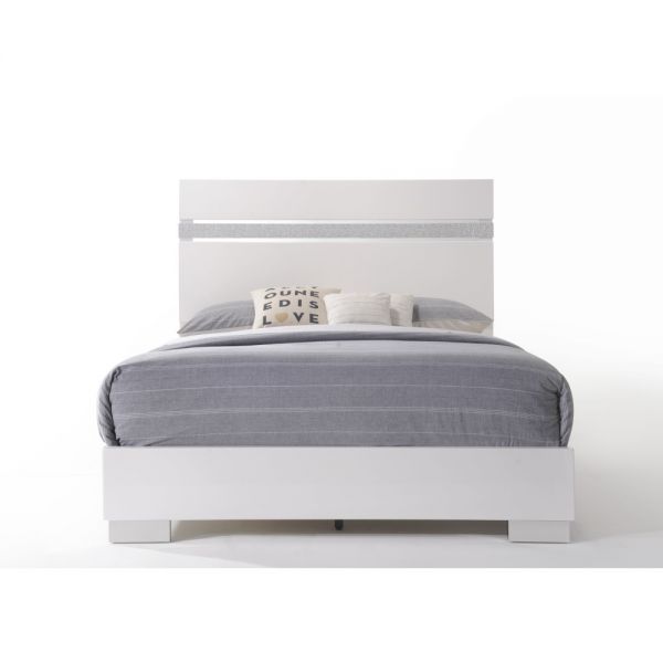 URBAN QUEEN BED