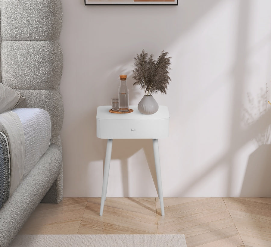 Pella Side Table