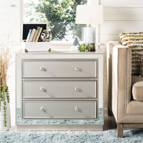 Europe 3-Drawer Chest
