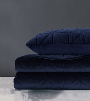 NOVA QUILTED VELVET COVERLET IN INDIGO