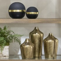 10&quot; Caliza Vase