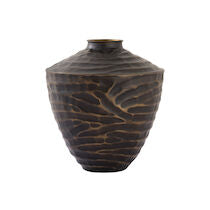 11" Council Vase