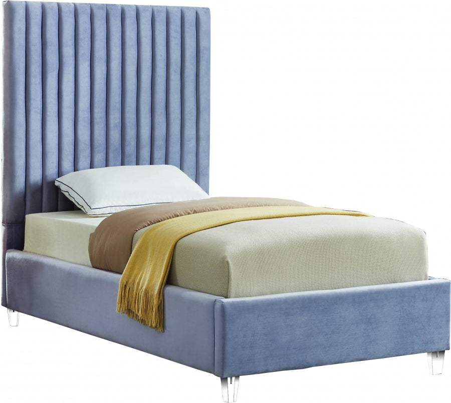 Syria Channel Tufted Bed