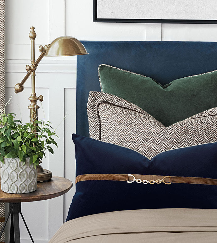 Nigel 15x26 Lumbar Pillow/ Navy