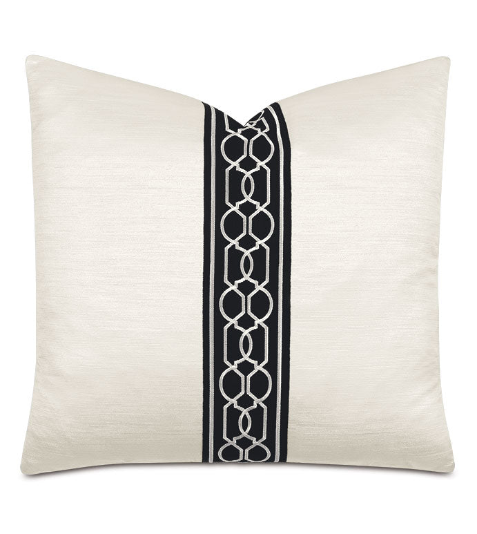 Bryden 22" Pillow/ Ivory