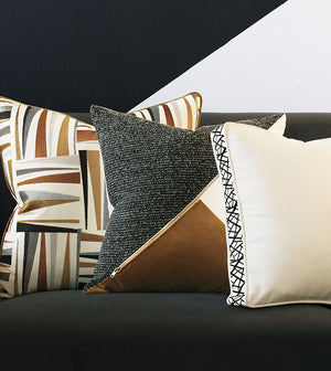 Minden 20" Pillow/ Ivory, black and Brown