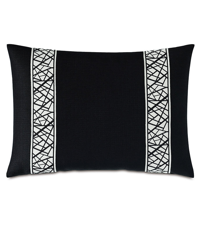 Lovelock 16x22 Lumbar Pillow/ Black